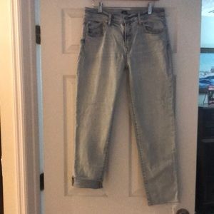Gap denim Girlfriend cropped Jean sz 4/27
